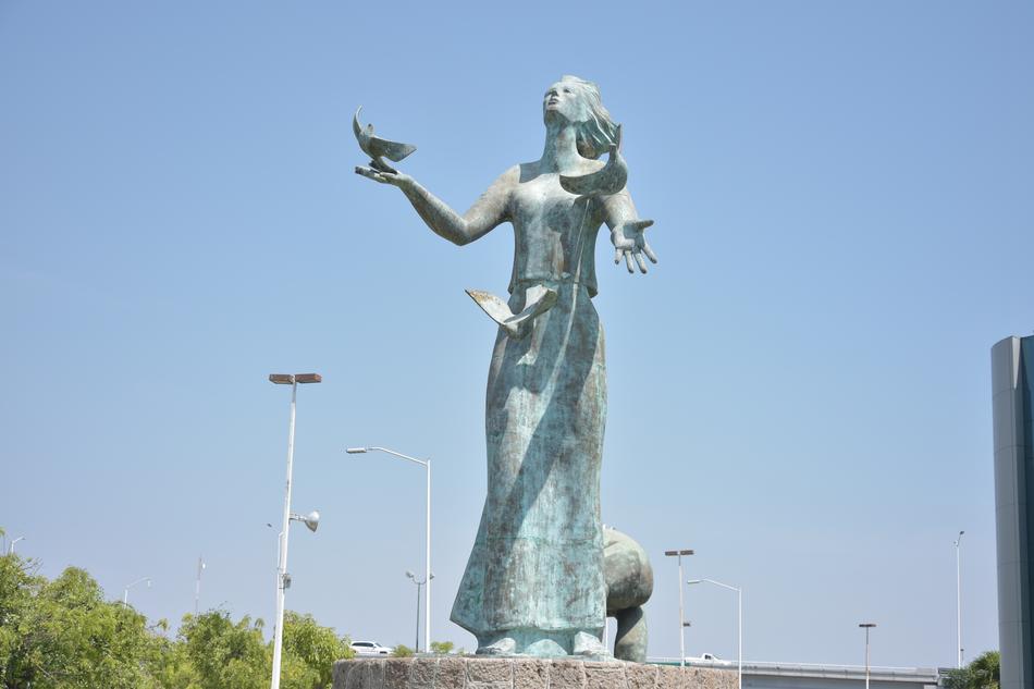 Women Sculpture Colima