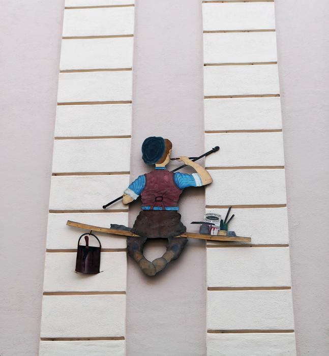 Painter Facade Wall symbol