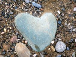 heart rock beach