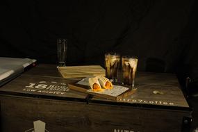 rolls with drinks cold on the table