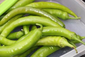 green hot peppers long