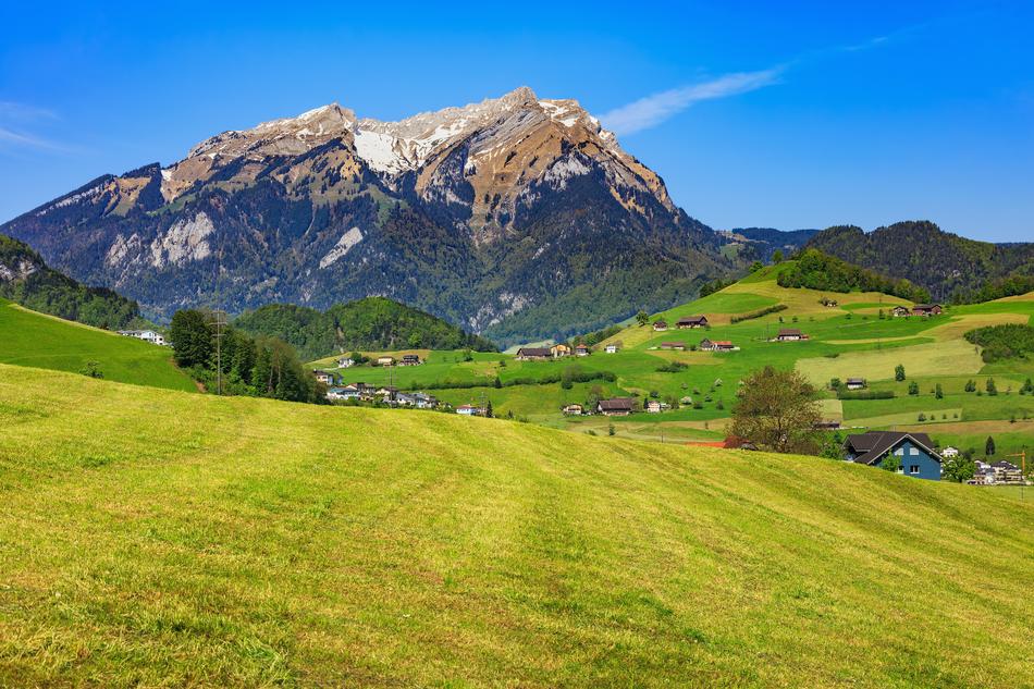 Stanserhorn Pilatus Springtime