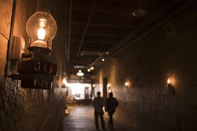 Figure Couples Lamp