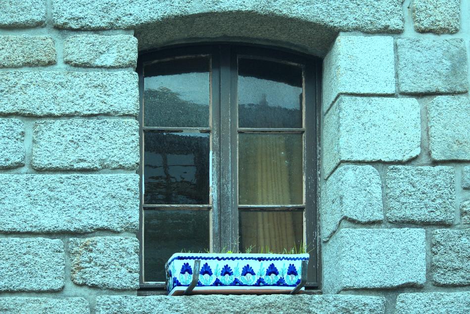 Wall Brick House
