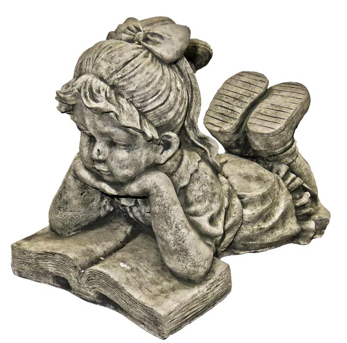 Girl Read Dreams