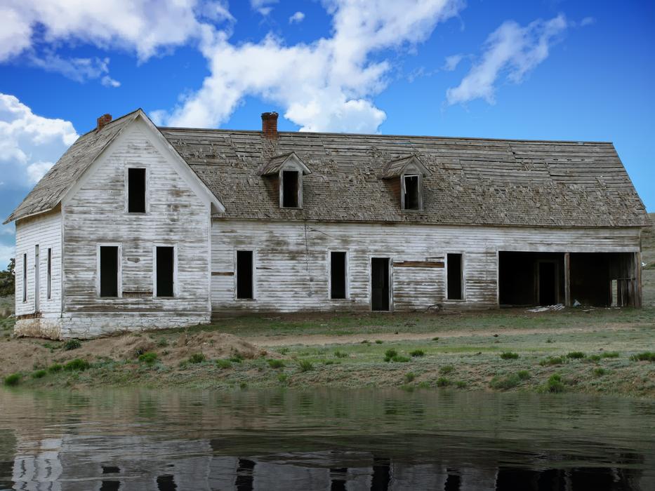 House Lake Landscape