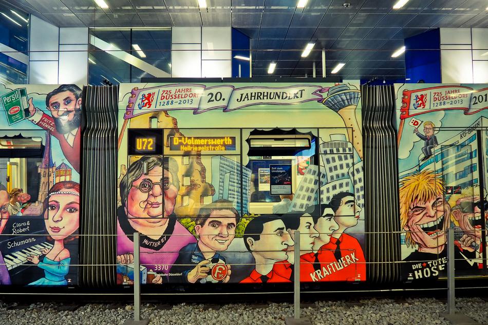 Tram Painting Metro