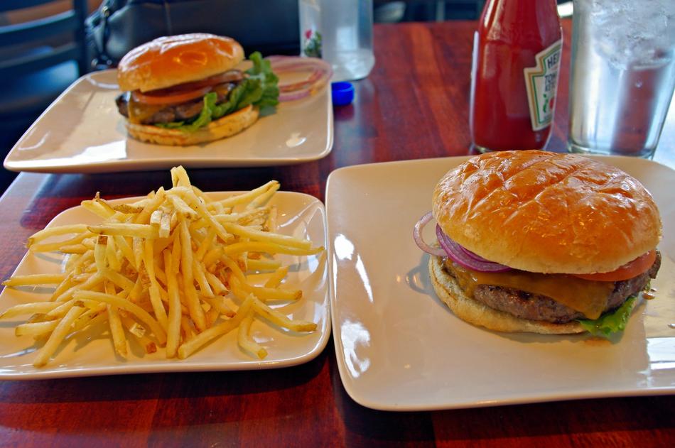 Meat burgers with fried potatoes