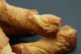 sweet crunchy dessert