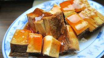 fried fish with sauce