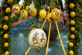 Easter Well Bieberbach Eggs