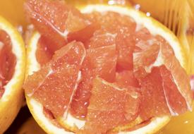sliced grapefruit