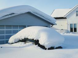 snow roof white