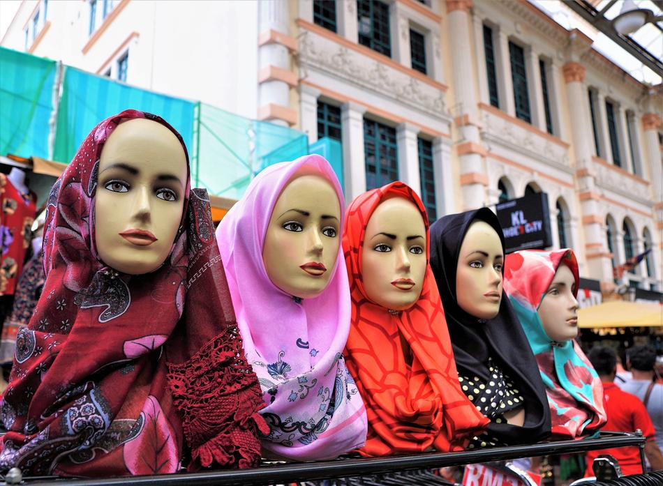 shawls mannequins store