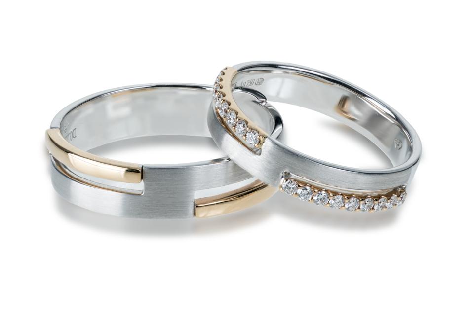 silver rings with gold patterns