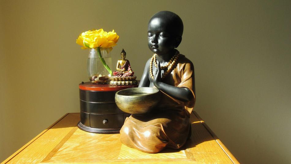 Baby Monk Meditation Home