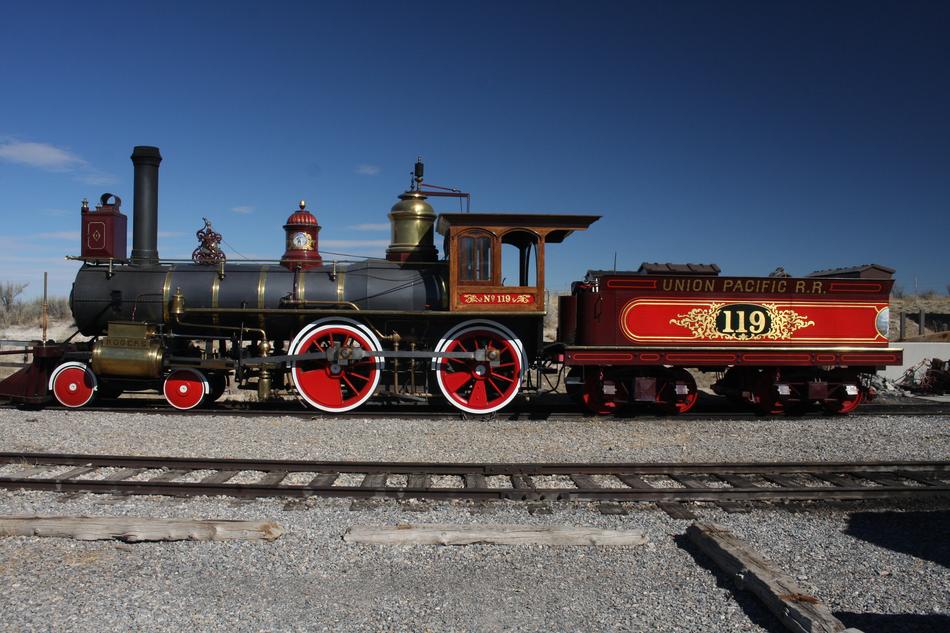 Train Transcontinental Railroad