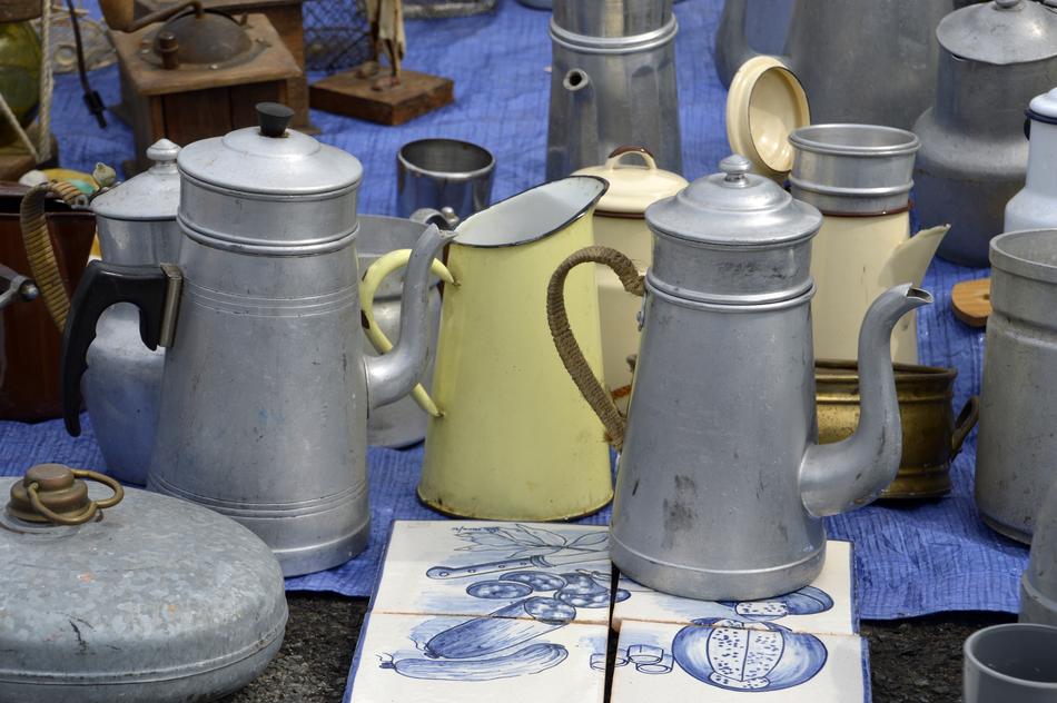 iron kettles on the market