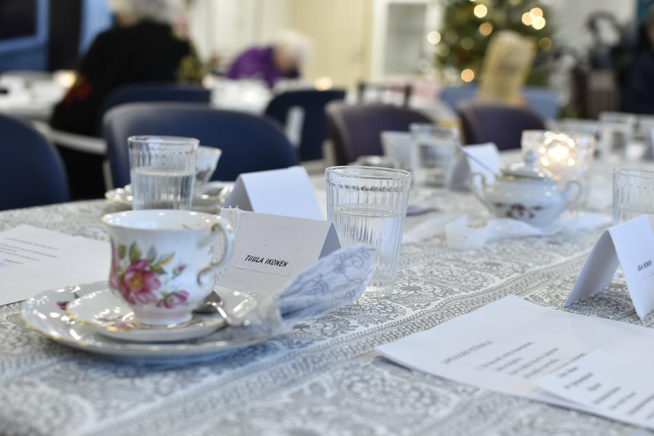 set wedding table