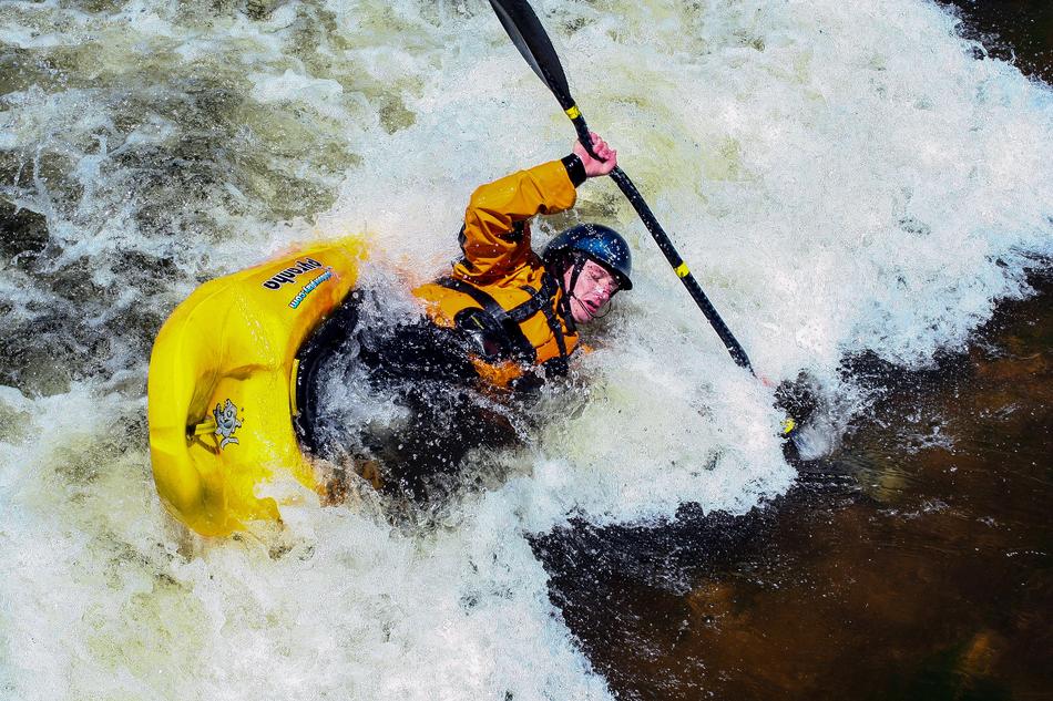 Kayak White Water Bear River