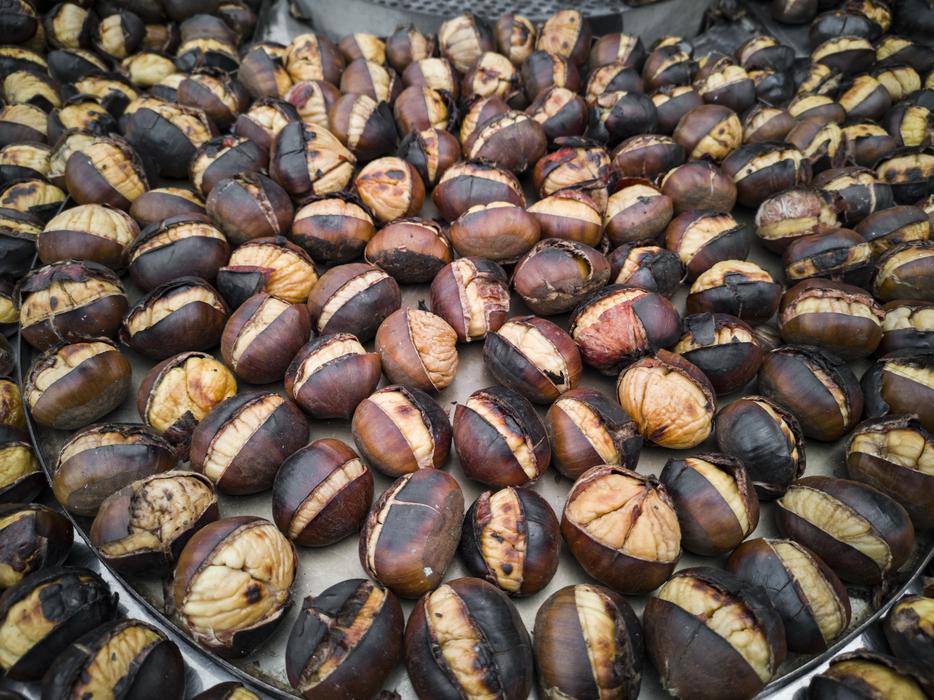 roasted delicious nuts