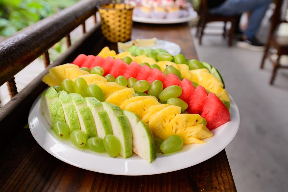 fruit cutting in a plate