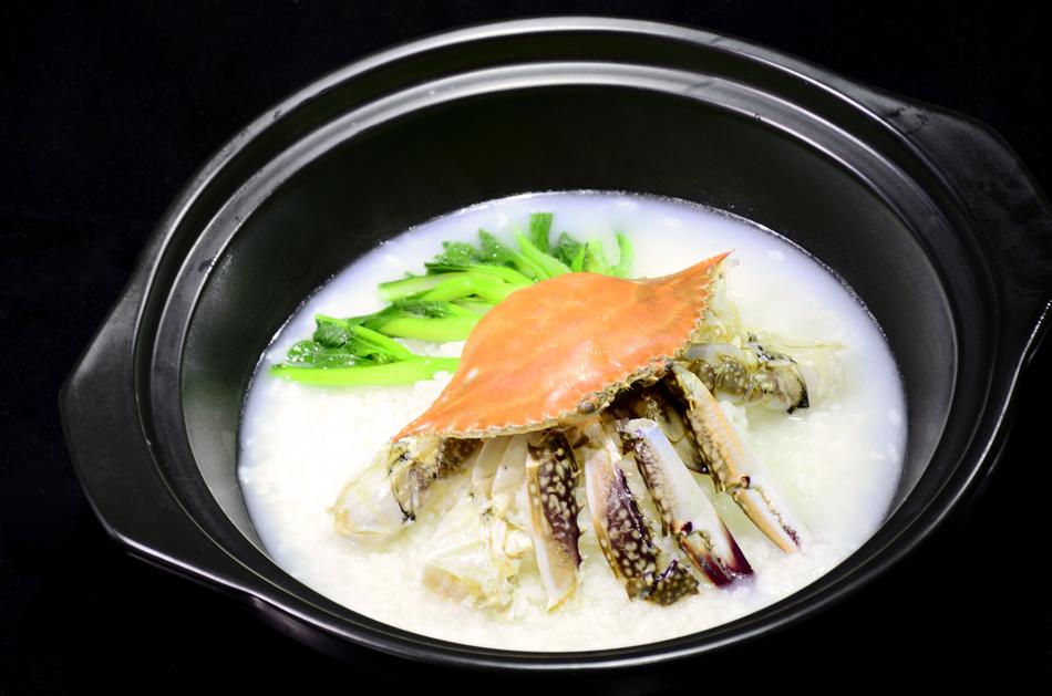 Healthy seafood in white sauce