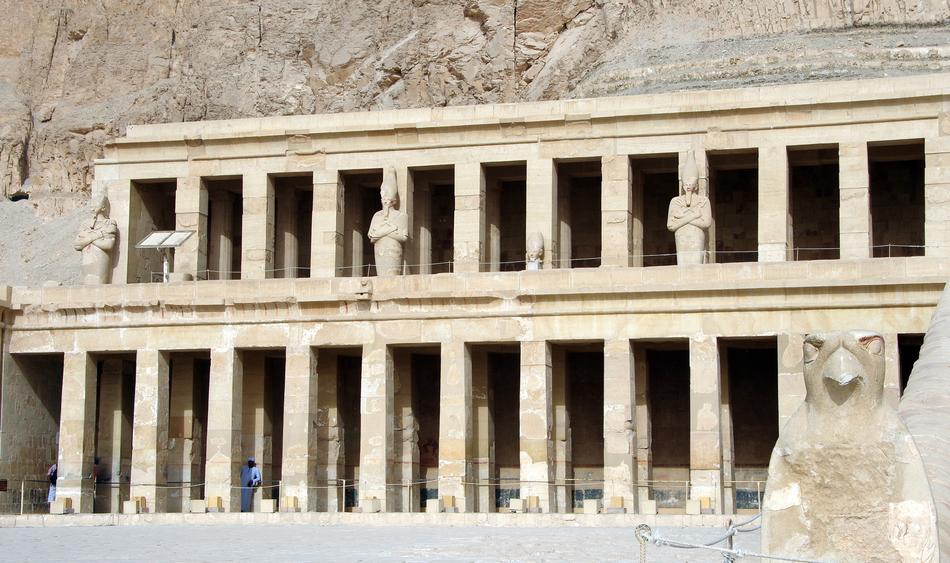 Egypt sculpture temple