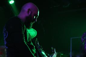 beard guitarist