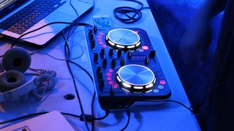 table for electronic music