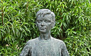 Statue Sculpture Figure