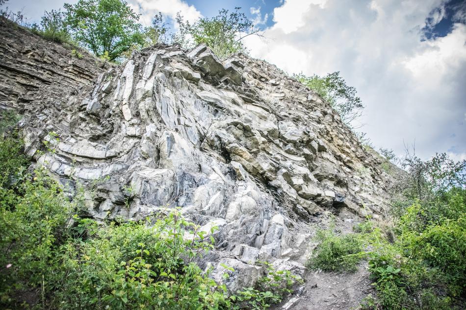 rocks clouds tree view