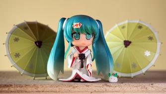 Miku Young Lady