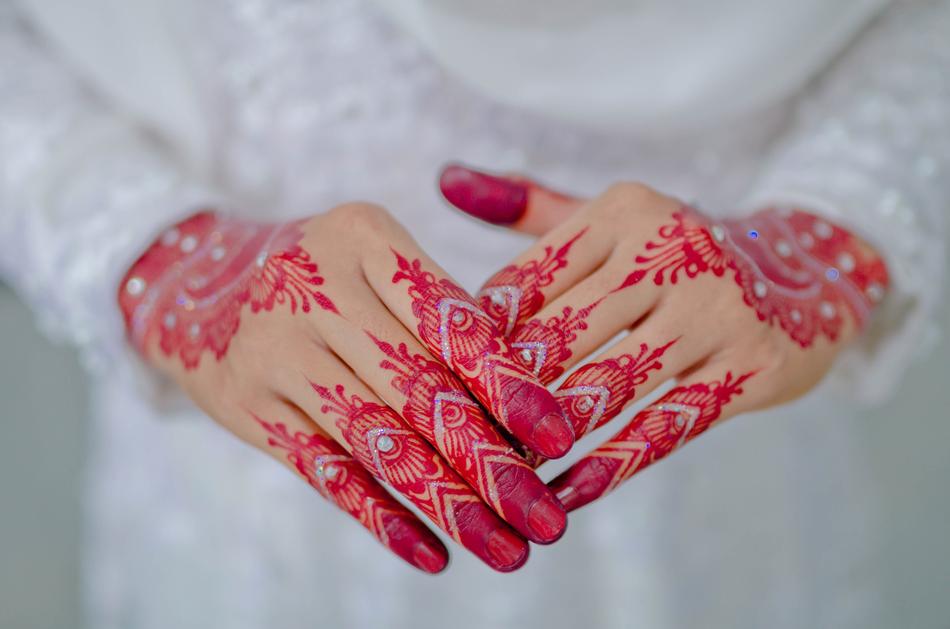 henna hand patterns are beautiful.