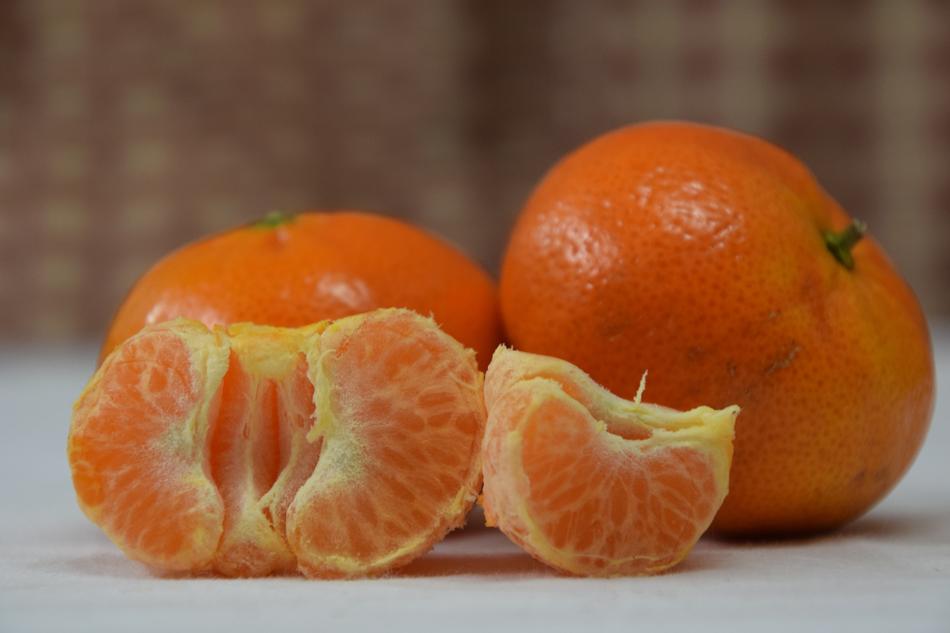 peeled sweet tangerines