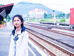 a girl in a white dress