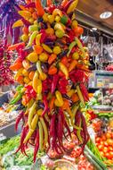 sale of ripe vegetables in the market