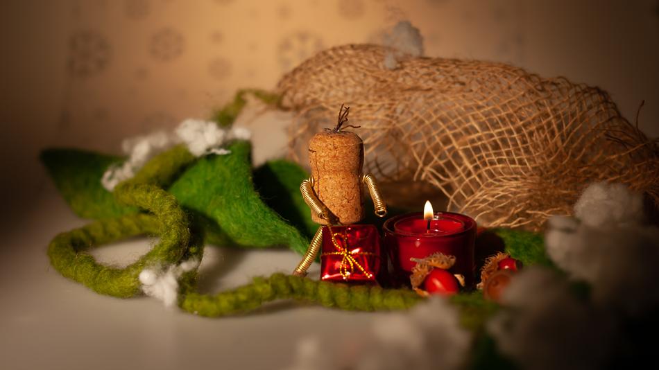 a green hat with a basket on the table