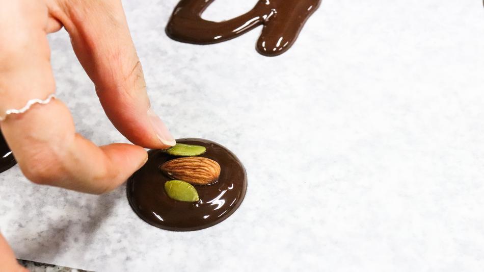 hot cocoa with nuts