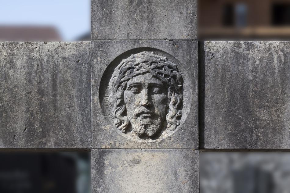 Cross Jesus Cemetery