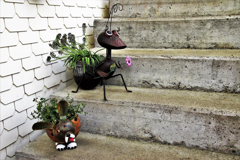 funny green plant pots