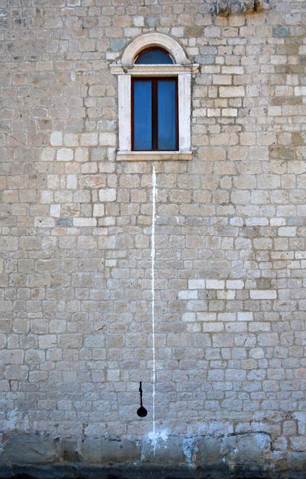 window stone building house