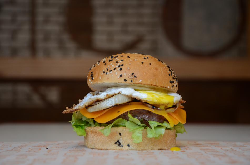 delicious egg burger