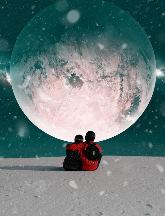 big moon couple love