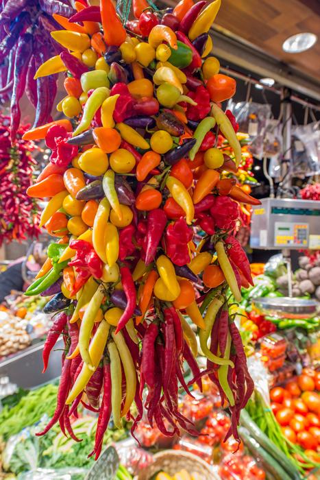 sale of ripe vegetables in the market