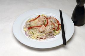 noodles with meat and onions