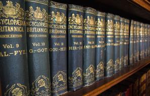 encyclopedia brittannica, vintage Books on shelf