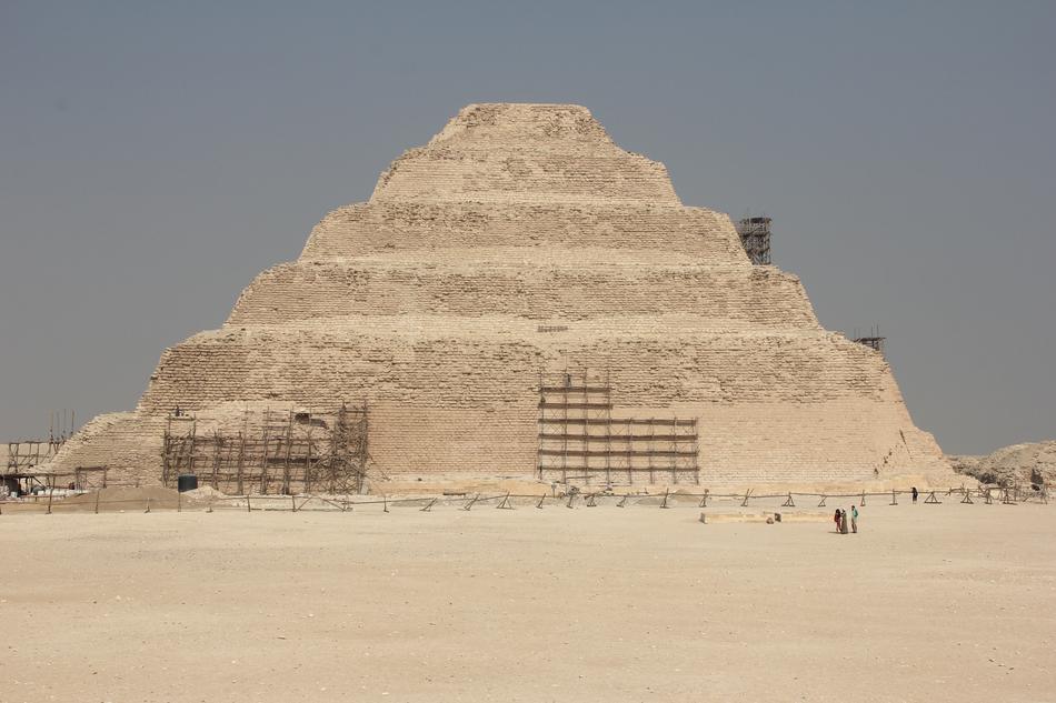 pyramid egypt view old
