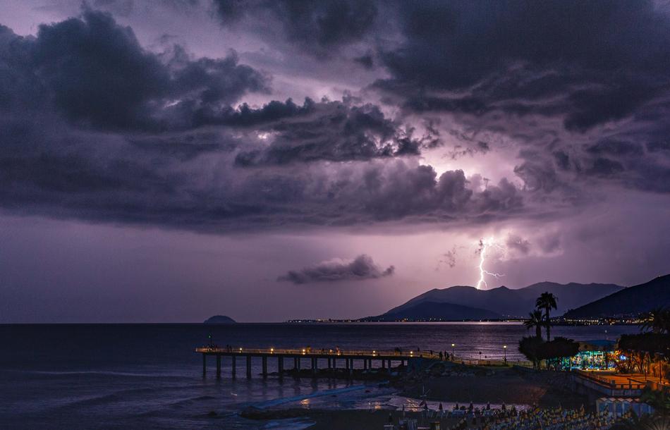 thunderstorm background bridge sea