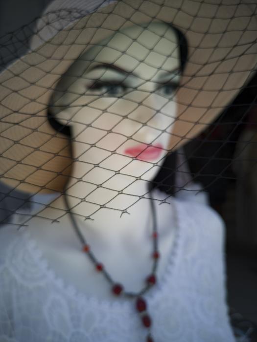 hat mannequin